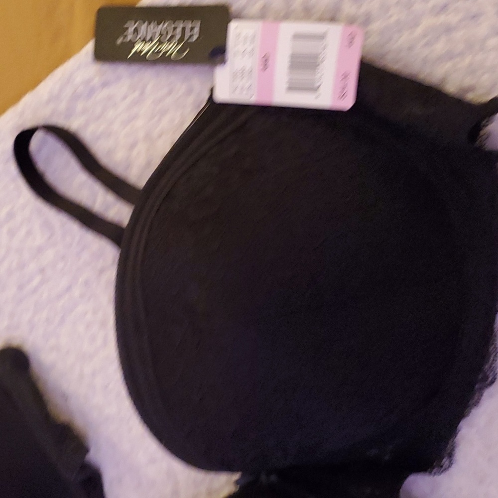 Black Bra Bundle - image 5